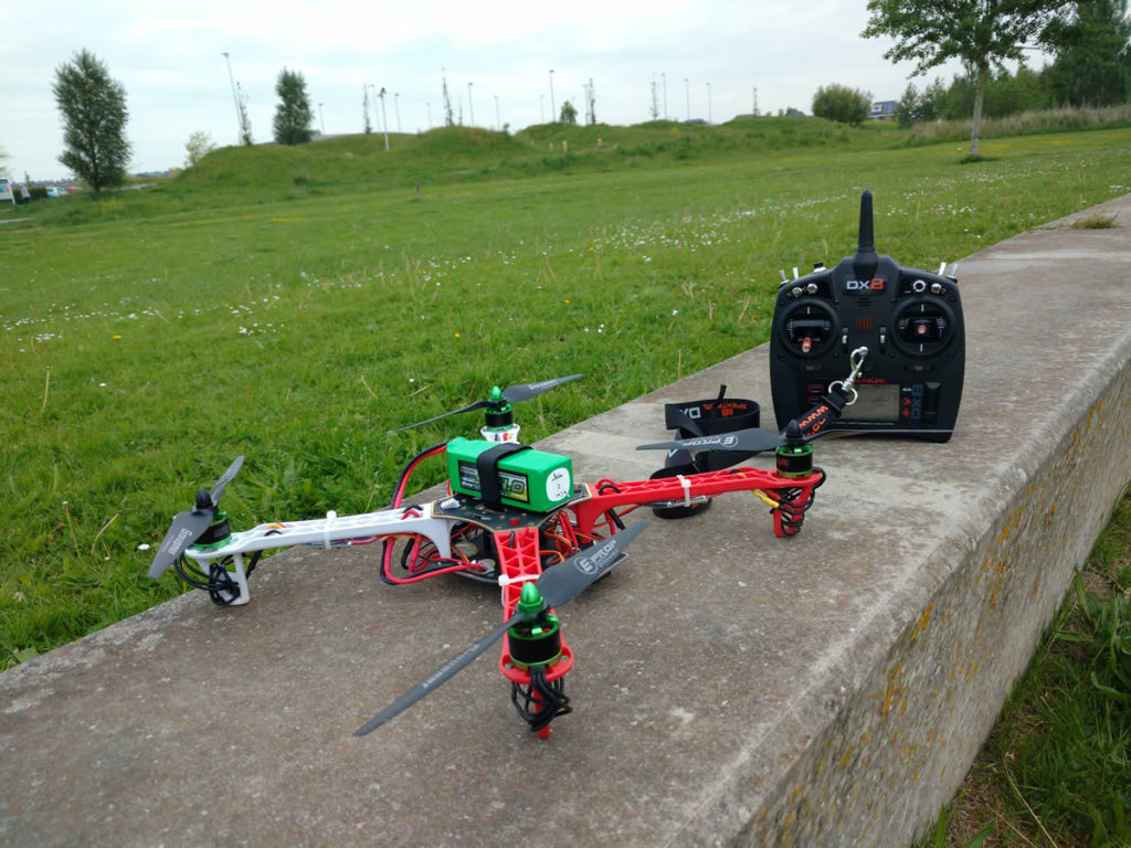 Hobbyking Whirlwind F450 Spektrum DX8 G2 radio